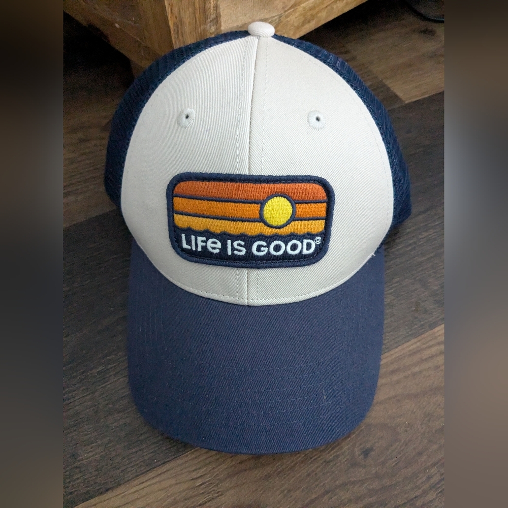 Life is Good Mens Truckers Baseball Cap Sunrise